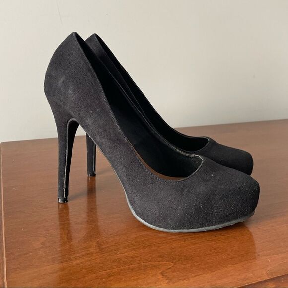 Michael Antonio Black Suede Stiletto Pumps - Picture 1 of 5